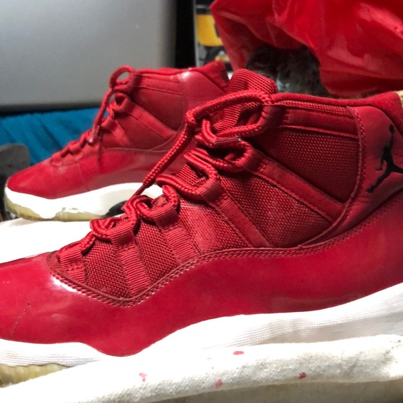 Jordan 11 - Picture 5 of 7